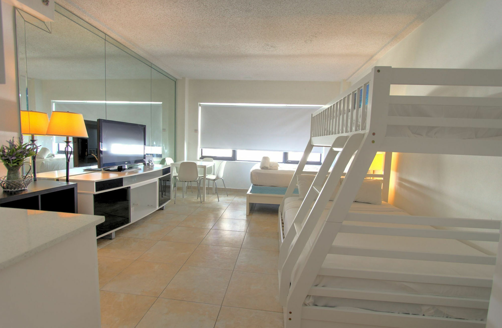 Private Apartments At The Casablanca Miami Beach Extérieur photo