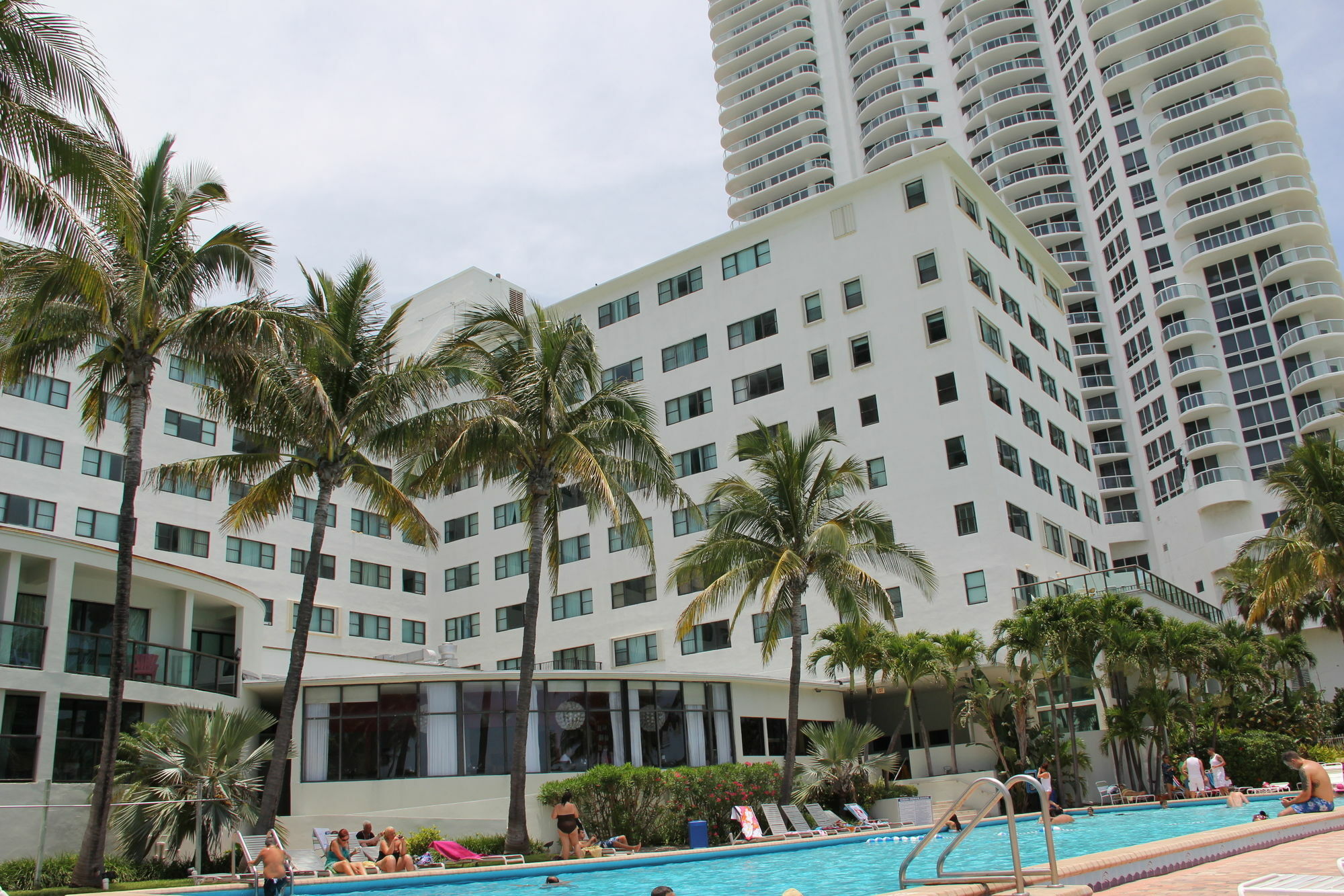 Private Apartments At The Casablanca Miami Beach Extérieur photo
